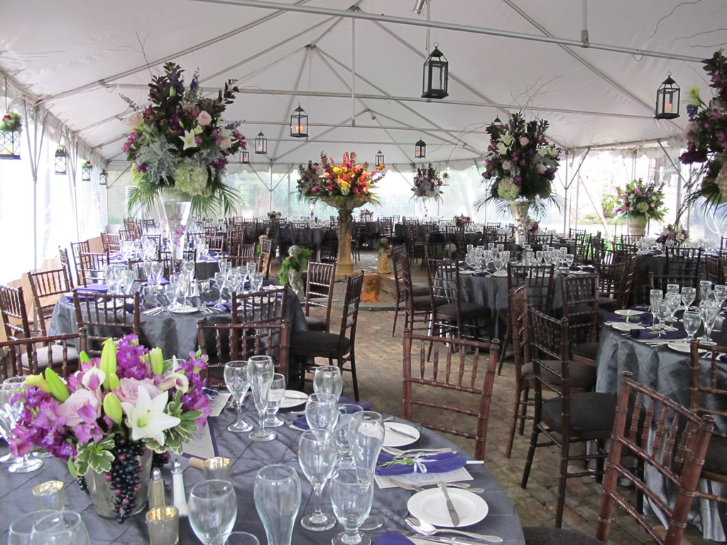 rental table setup flowers