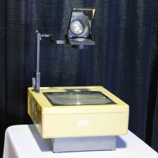 overhead projector rental