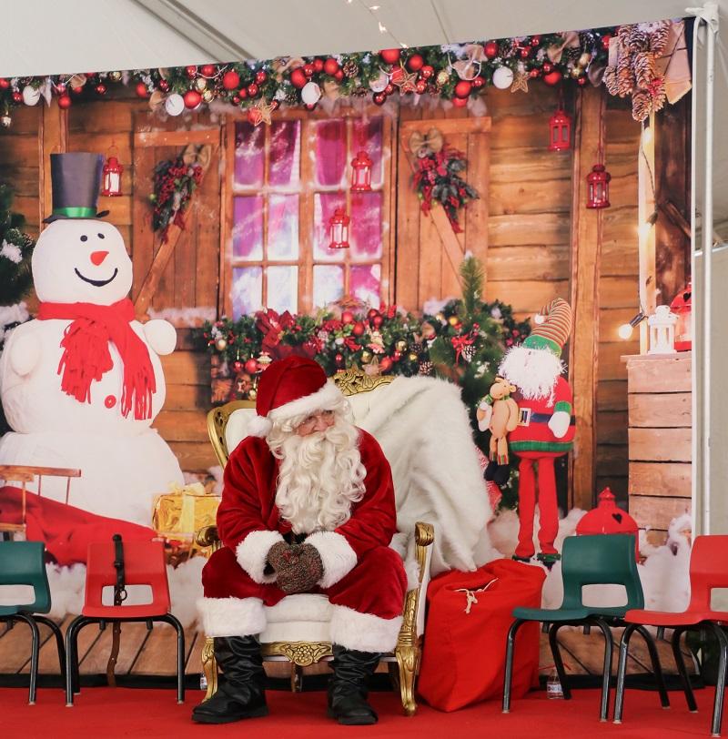 Santa backdrop clearance